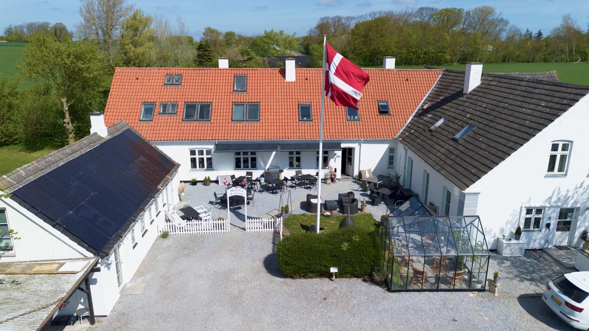 Marielyst Sleep'N Go Hotel Væggerløse Buitenkant foto